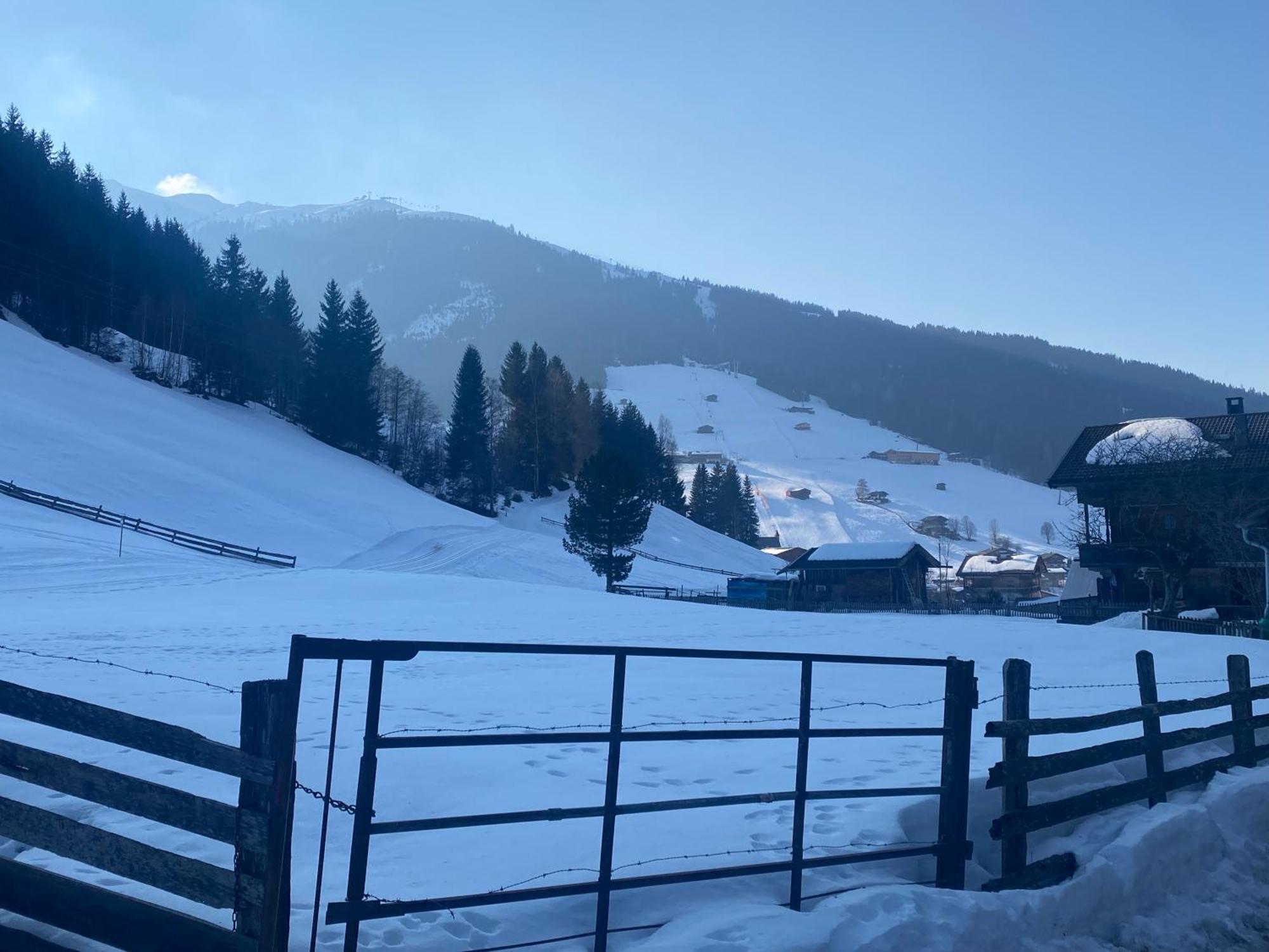 Apartamento Haus Hislop Inneralpbach Exterior foto